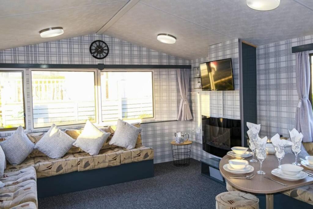 Hillingworth'S Hot Tub Retreat - St Cyrus Villa Garvock Bagian luar foto