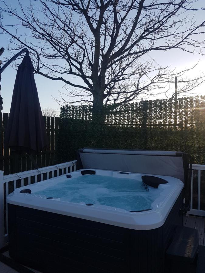 Hillingworth'S Hot Tub Retreat - St Cyrus Villa Garvock Bagian luar foto
