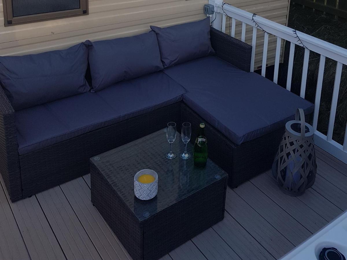 Hillingworth'S Hot Tub Retreat - St Cyrus Villa Garvock Bagian luar foto